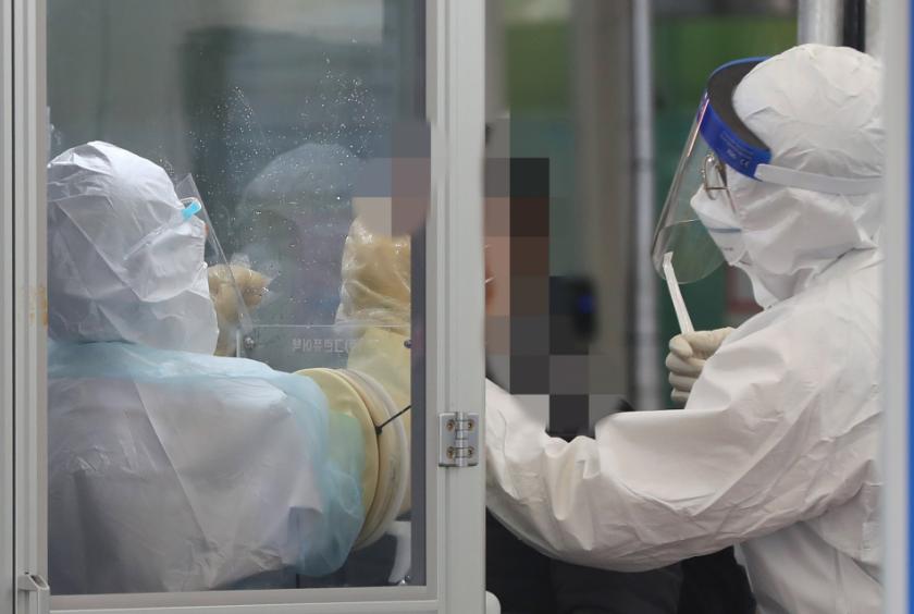 Coronavirus testing station. (Yonhap)