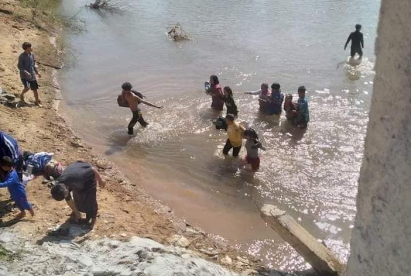 Refugees from Lay Kay Kaw arrived in Thailand (Photo-Panya)