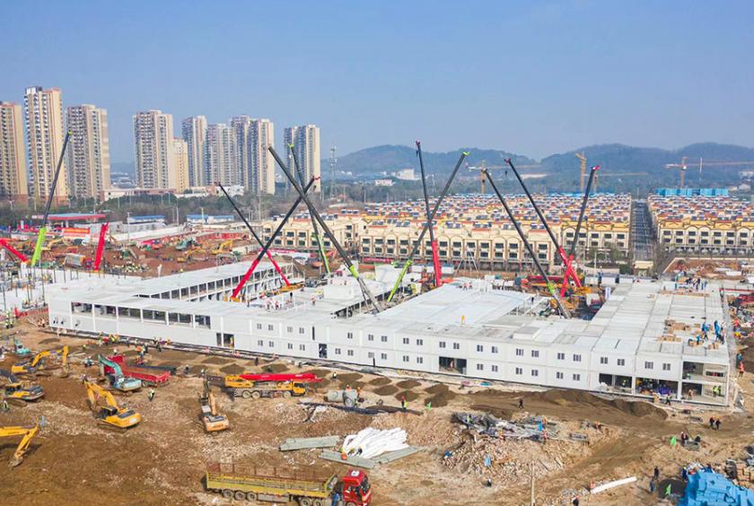 Huoshenshan Hospital takes shape in Wuhan, Hubei province, on Jan 30, 2020. [Photo/for China Daily]