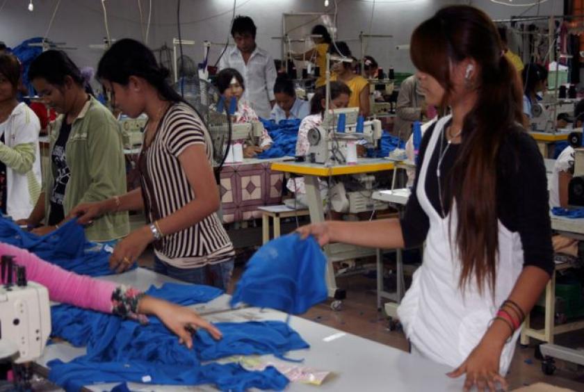 Garment workers worked at a factory in Phnom Penh. Post Pix