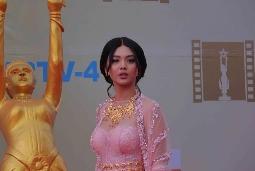 An interview with actress Shwe Hmone Yati | Eleven Media Group Co., Ltd