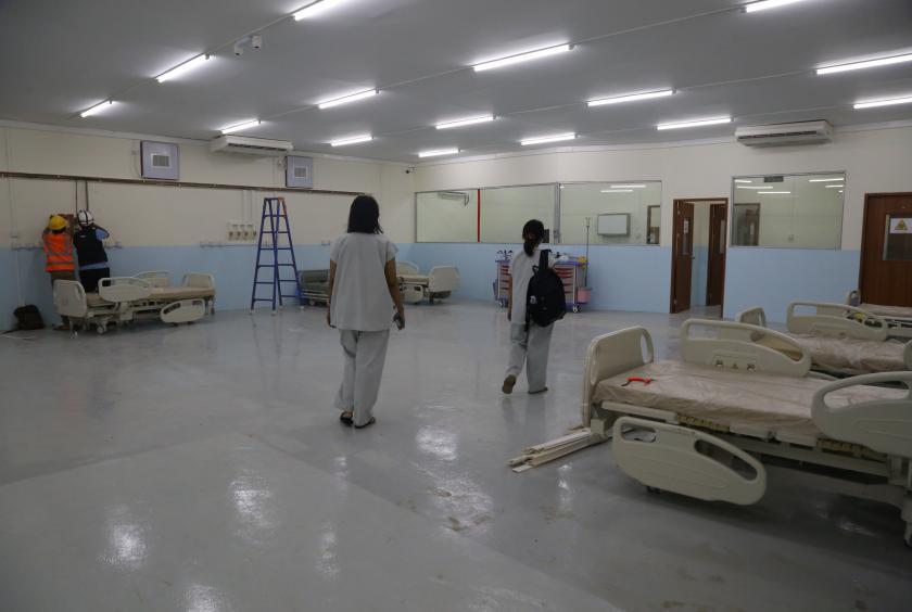 ICU ward of COVID-19 treatment center (Phaunggyi) (Photo-Myo Htet Paing)