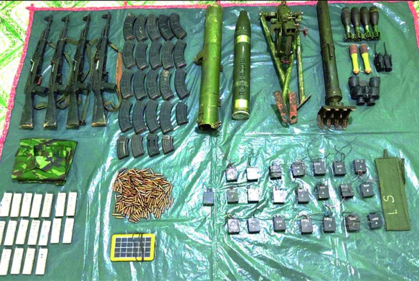 Guns and ammunitions seized from the KIA (Photo-Office of the Commander-in-Chief of the Defence Services)