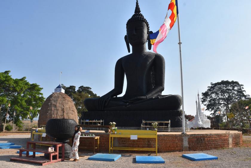 Pagodas seen in Pan Lin Sai, Matkyan area, Nantsan Township, Loilin Distrcit, southern Shan State