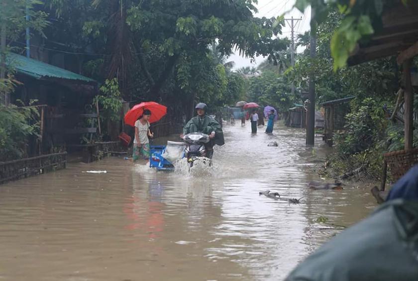 Water flowed into streets in Minbya, Rakhine State (Photo-Saw Moe Kyaw)