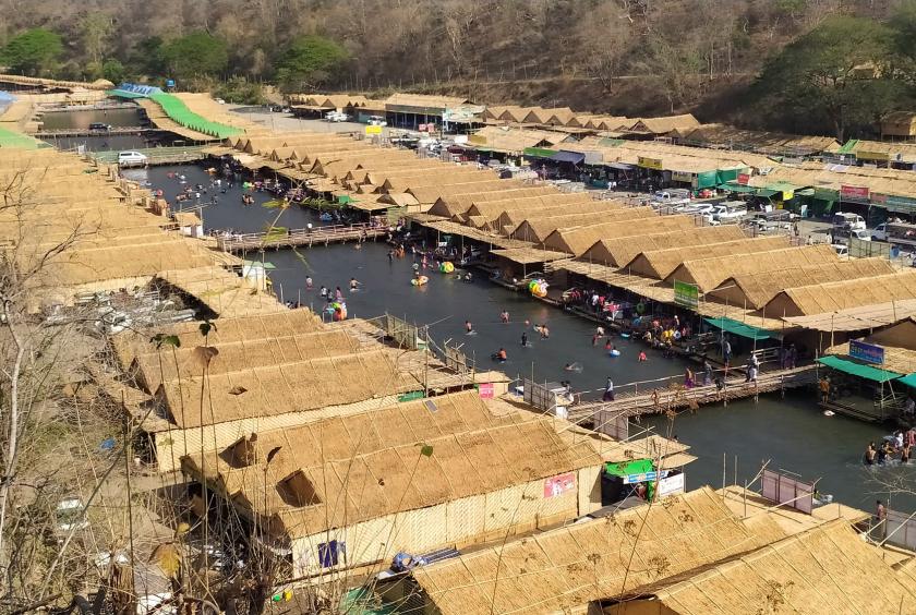 Mann Shwe Settaw Pagoda festival