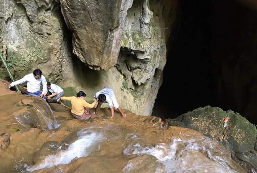 The inner place of Htiparunu cave