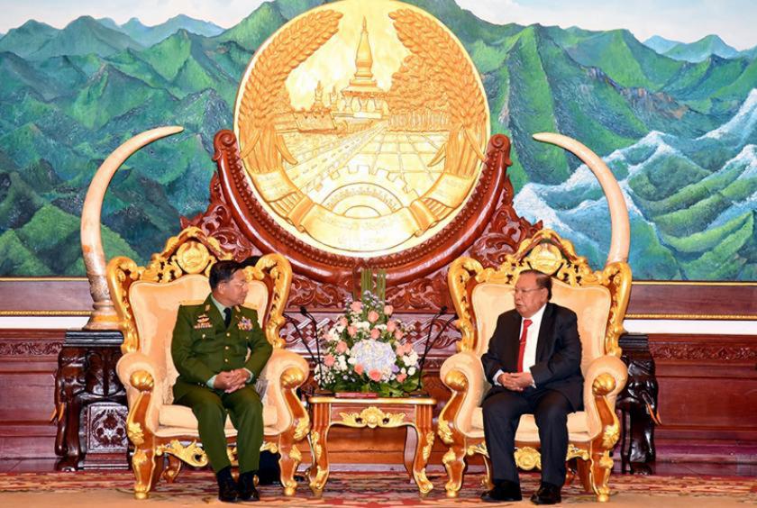 Senior General Min Aung Hlaing and Laos President Bounnhang VORACHITH (Photo-Senior General Min Aung Hlaing’s website)