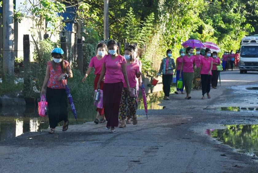 Factory workers seen in Yangon (Photo-Myo Htet Paing) 