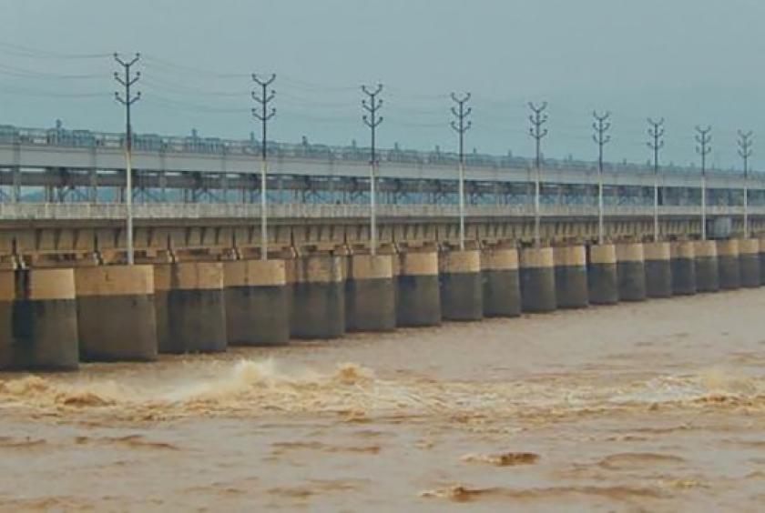 Farakka Barrage. Photo: Collelcted 