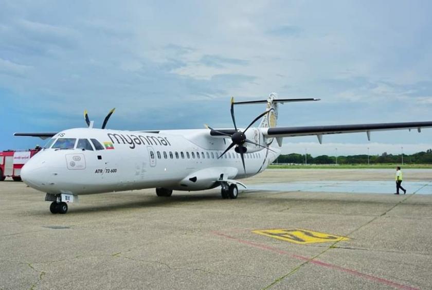 A plane from MNA