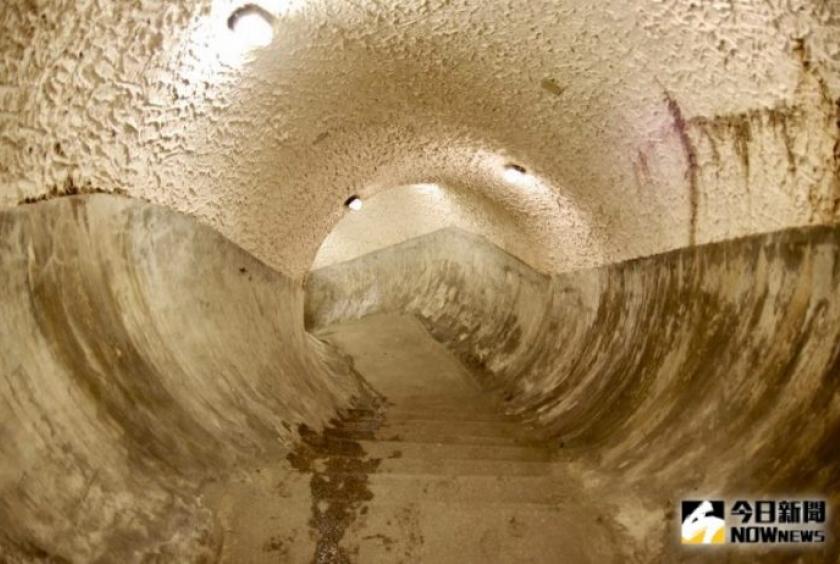 The Grand Hotel has opened up the 85-meter passage with 74-step stairs on the west side for visitors. (NOWnews)