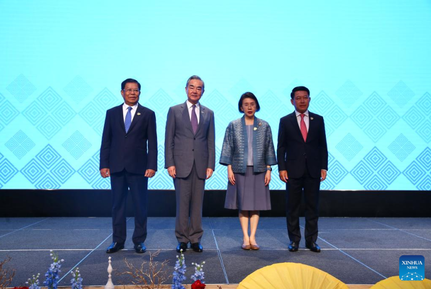 (From left) Myanmar's Deputy Prime Minister and Union Minister for Foreign Affairs U Than Swe; Chinese Foreign Minister Wang Yi; Thai Permanent Secretary of Foreign Affairs Eksiri Pintaruchi, and Lao Deputy Prime Minister and Foreign Minister Saleumxay Kommasith, pose for a photo during the Informal Discussion Between the Foreign Ministers of China, Laos, Myanmar and Thailand, in Chiang Mai, Thailand, Aug 16, 2024. (PHOTO / XINHUA)