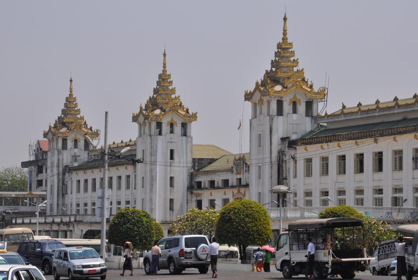 The photo shows the scene in front of Yangon Railway Station Project. (Photo-Kyi Naing)