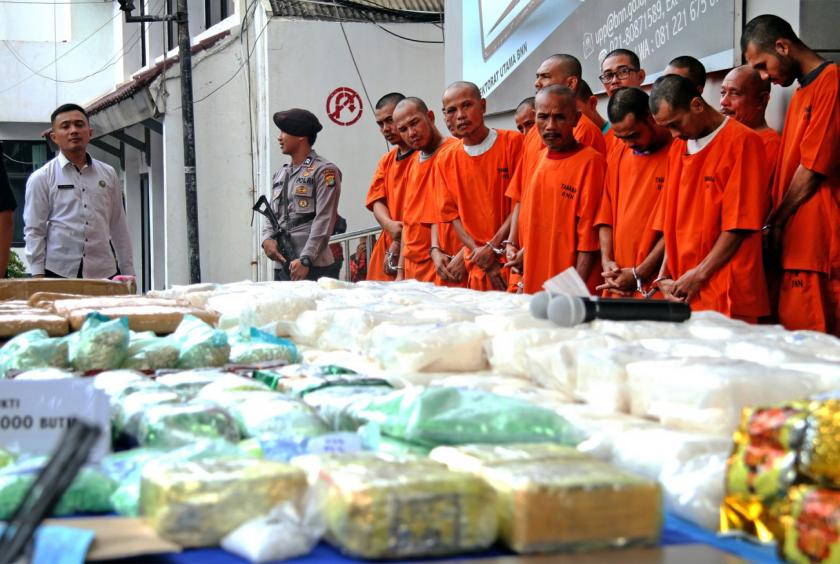 Bnn Finds 35 Kg Of Crystal Meth In Truck Carrying Cabbages From