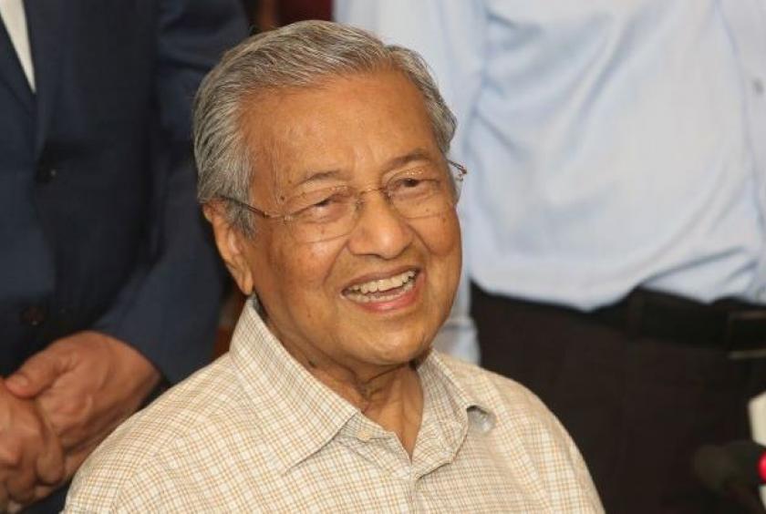 Mahathir: Let's pledge to defend stability and harmony of Malaysia 