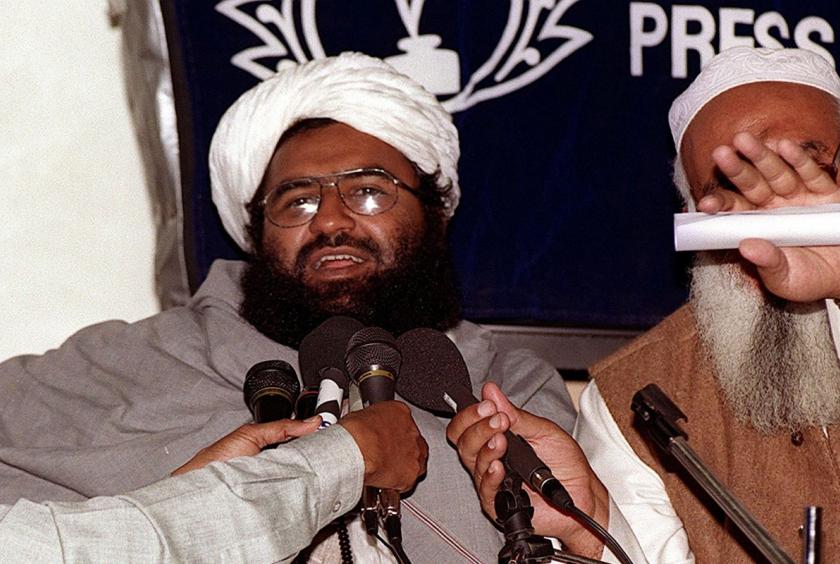 A file photo of Masood Azhar, chief of the Jaish-e-Mohammad (JeM), at the Karachi Press Club to address a press conference on February 4, 2000. (Photo: AFP)