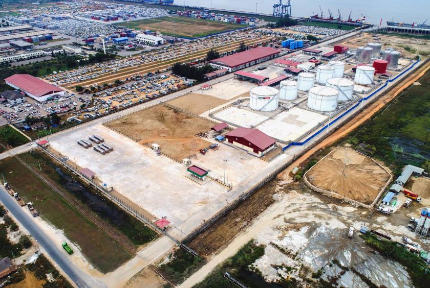 The photo shows the fuel tank area of PUMA Energy Asia Sun (PEAS) Company. (Photo-PUMA)