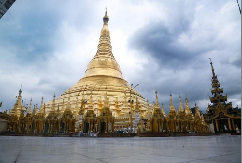 Shwedagon Pagoda remains closed due to Covid-19 in June (Photo-Thiha Aung) 