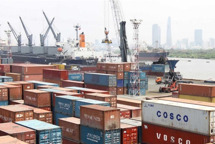 Containers gathered at Sài Gòn Port, HCM City. Better infrastructure and facilities allow HCM City and seven other provinces in the southern economic region to gain competitive advantages to become the spearhead of the Vietnamese economy. — VNA/VNS Photo Thanh Vũ 