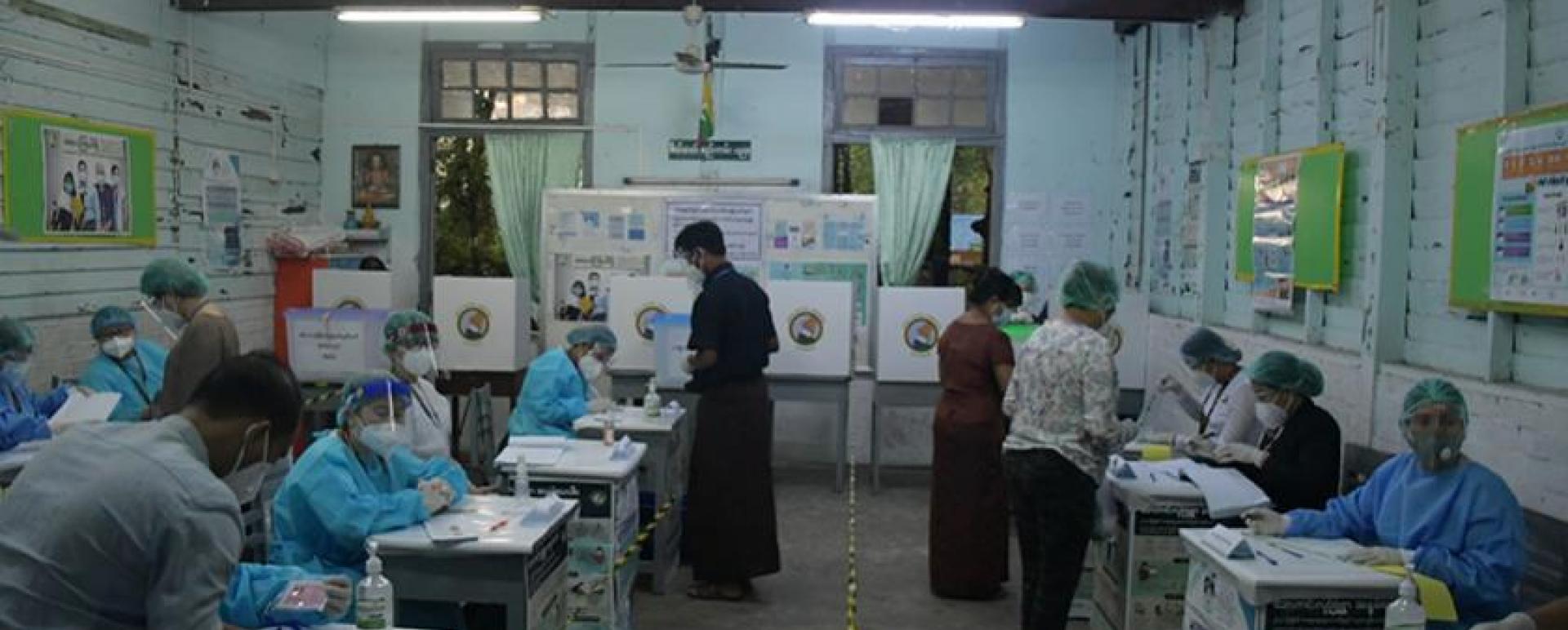 A polling station in Dagon Township on November 8th (Photo-Kyi Naing)