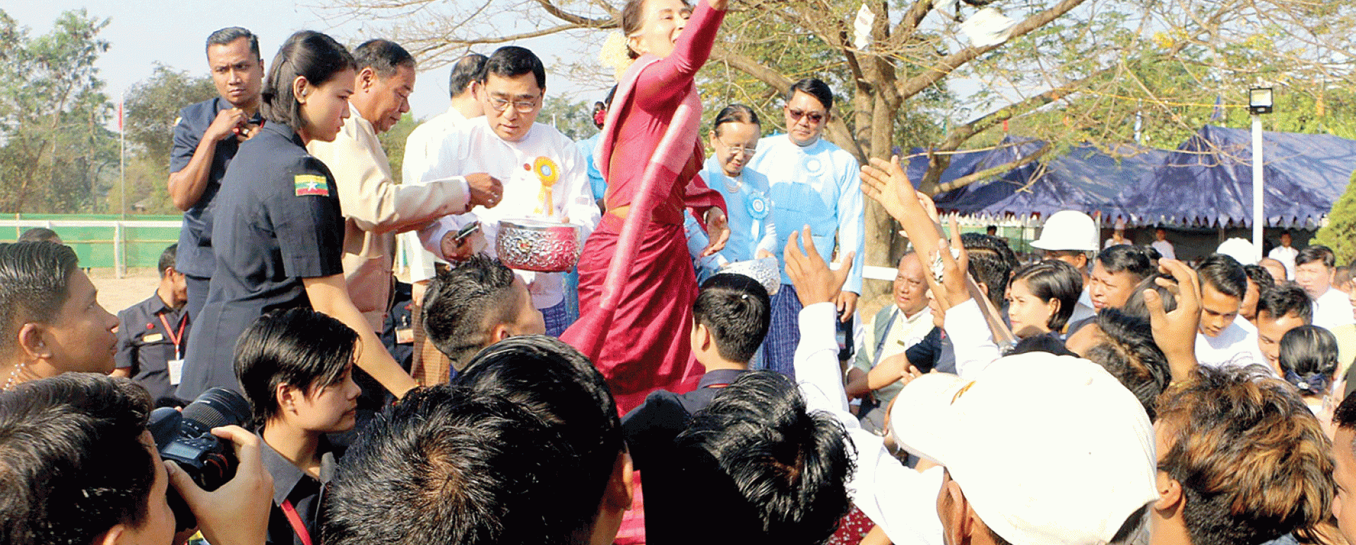 State Counsellor performs the ritual of golden and silver showers 