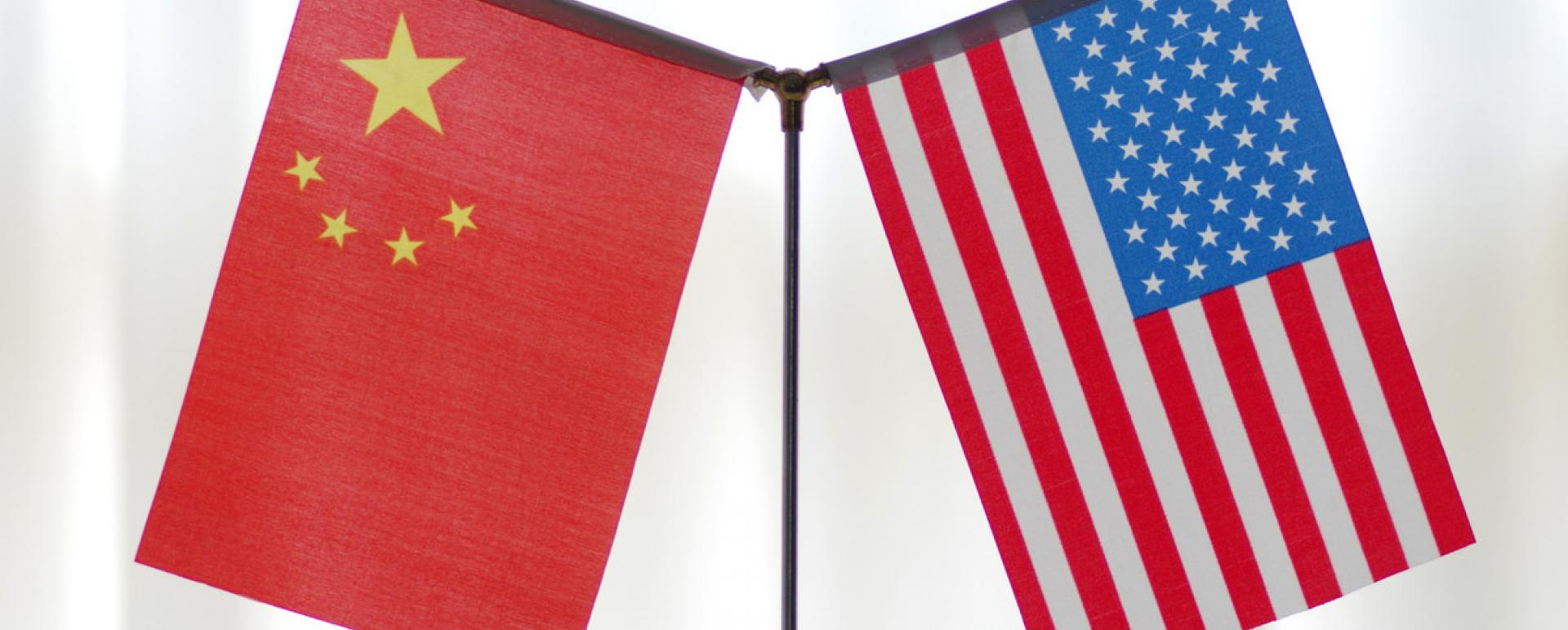  File photo: the national flags of China and the US. [Photo/IC] 