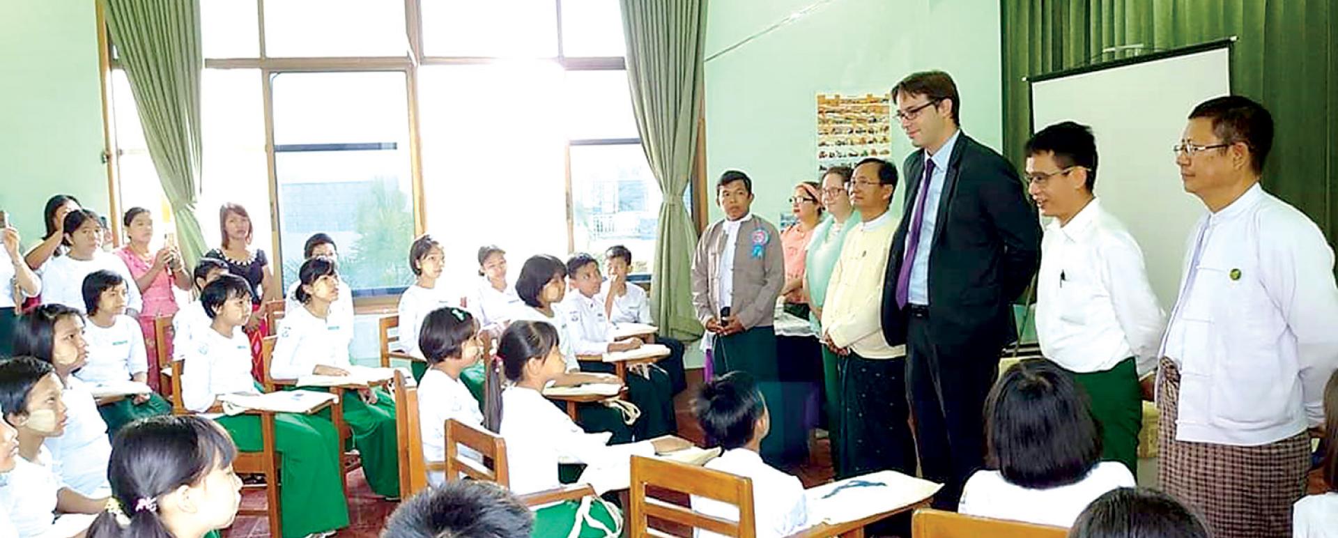 Students are now learning the French Language (photo-IFB)