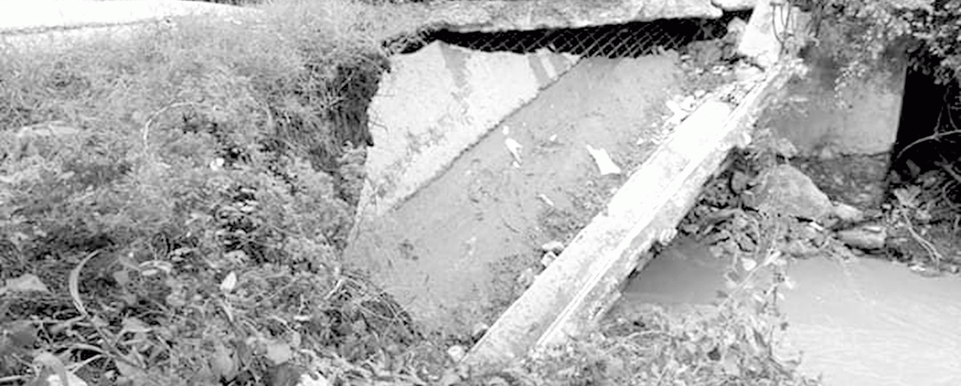 Torrential rain destroys bridge in Myinmu Township (Photo-Ko Min)