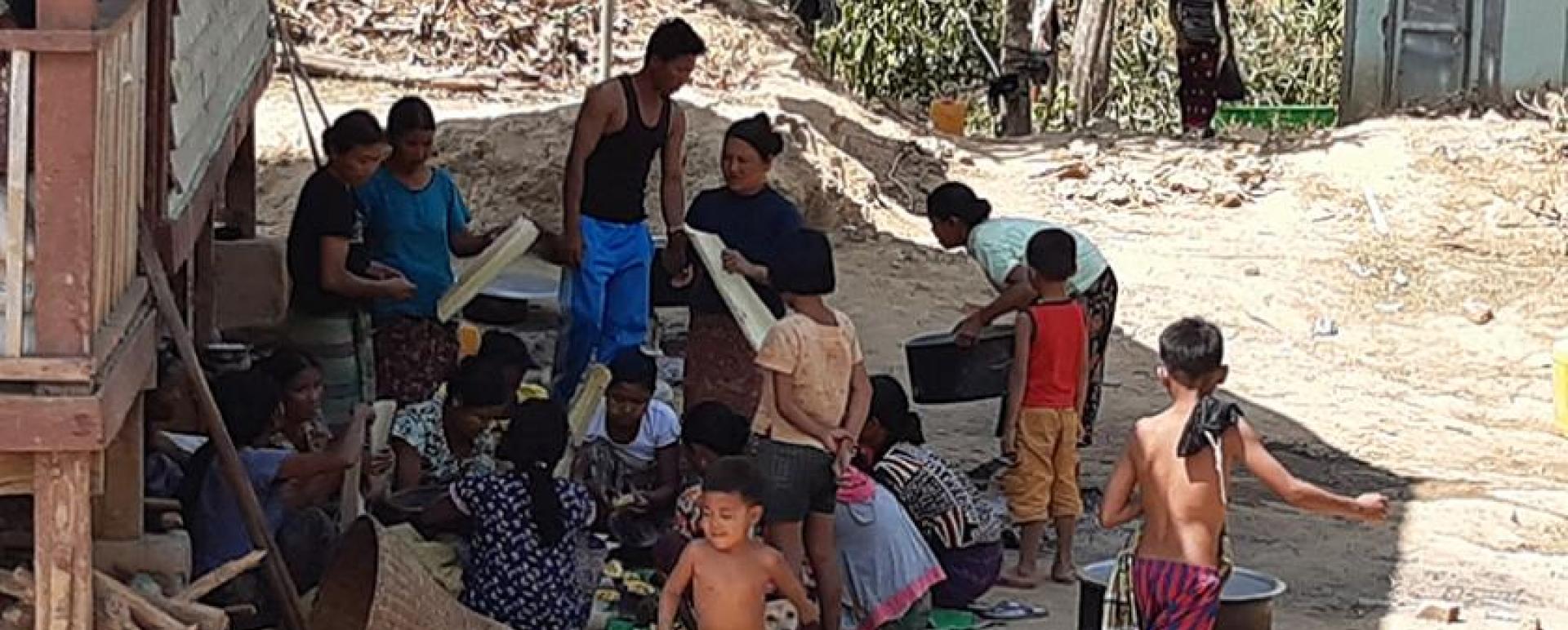 Displaced family from Paletwa Township, arrives in Semi Township.