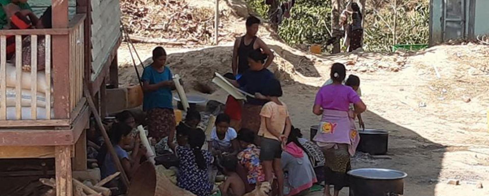 Internal Displaced Persons from Paletwa Township sheltering in Semi Township, Chin State